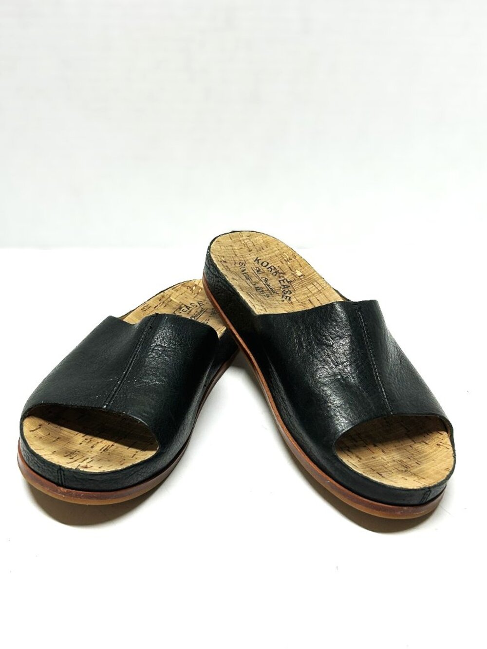 Kork Ease Tutsi black pebbled leather slides size 9